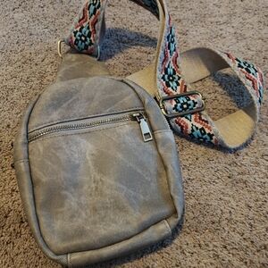 Stylish Gray Crossbody Bag with Patterned Strap